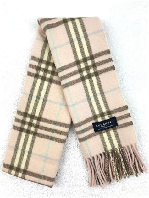 original burberry von fälschung|authentic Burberry scarf.